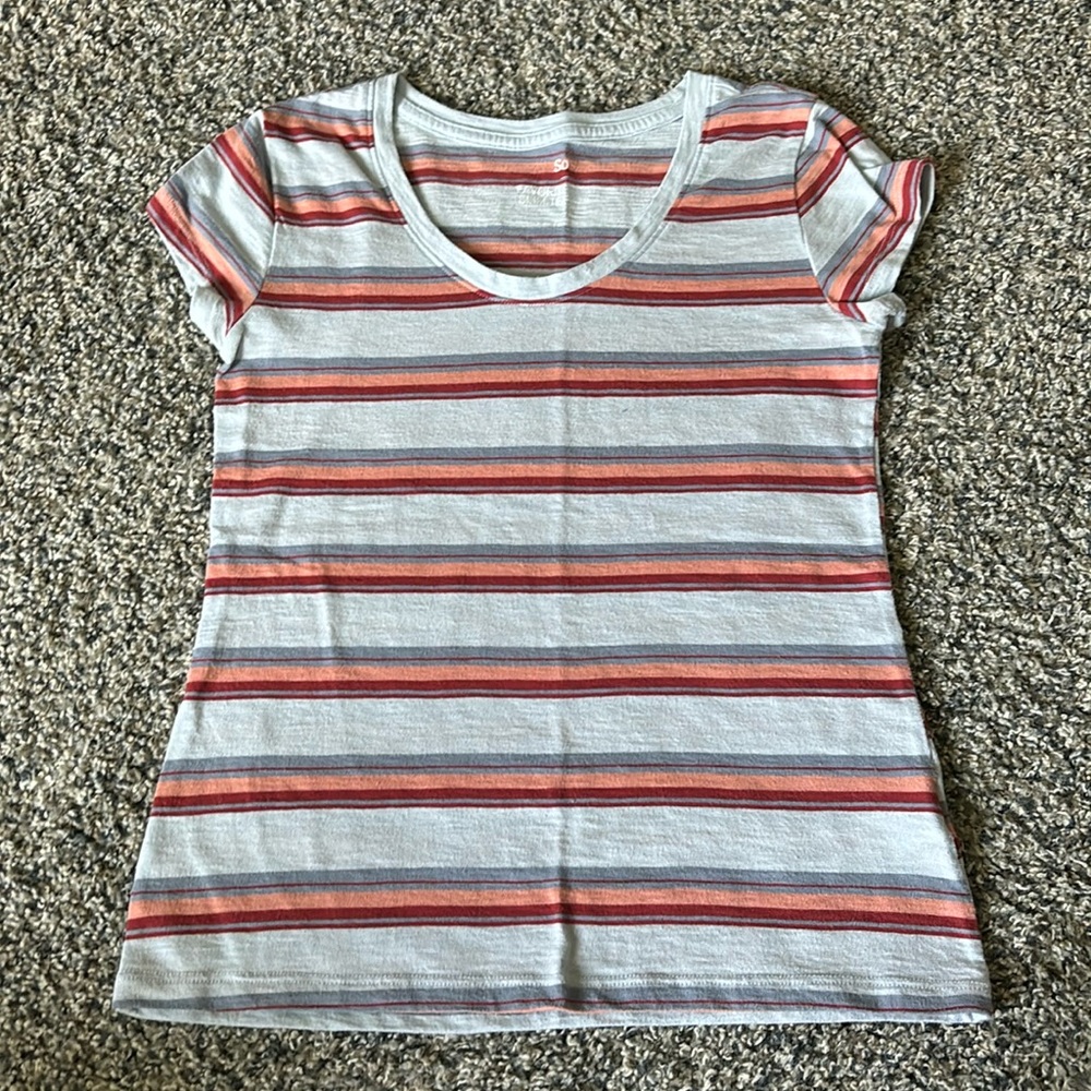 Small t shirt